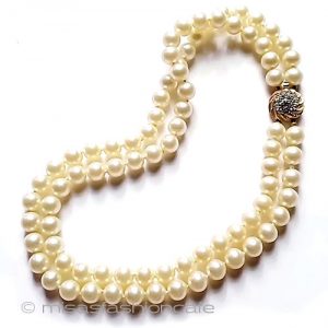 Trifari  トリファリ パール2連お花金具