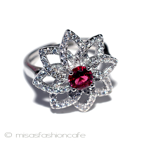 ルビー＆ホワイトトパーズ スターリング刻印リング 3/4 view