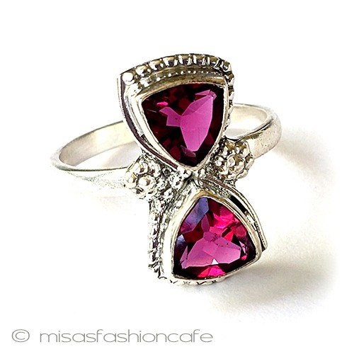 アンティークリング 天然石トルマリン　花 3/4 view