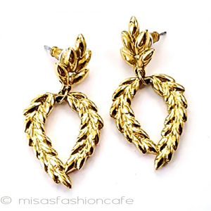 Trifari  トリファリ 金葉リース ピアス