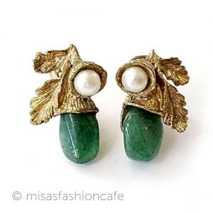 SWOBODA イヤリング 真珠と天然石の団栗