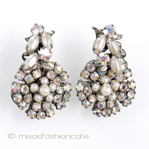 Robert刻印　イヤリング ウェディング　ブーケ FRONT VIEW