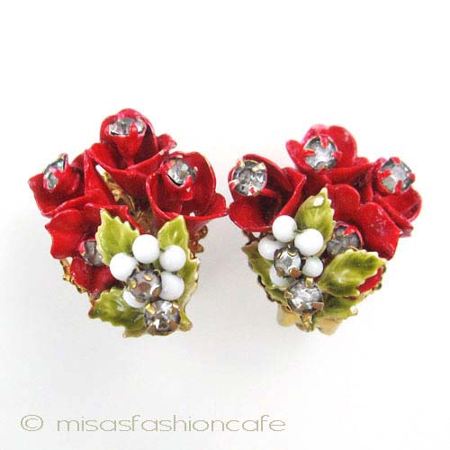 Robert イヤリング 　フラワーブーケ front view