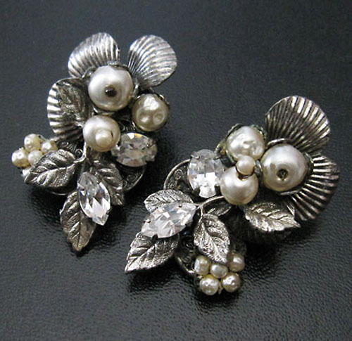 Robert ロバート イヤリング 3/4 view