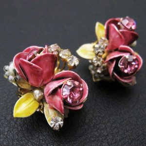 Robertお花イヤリング