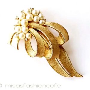 ヴィンテージジュエリー トリファリ 金のリボン