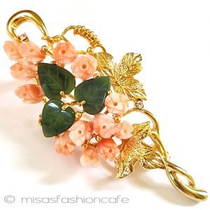 珊瑚・翡翠の花ブローチ