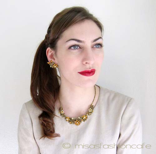 Coro刻印　お花セット model wearing