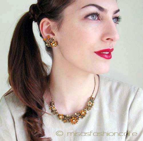 Coro刻印　お花セット model wearing