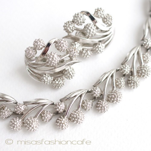 Trifari　 トリファリ たんぽぽ　セット c;oseup