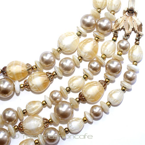 Ｔｒｉｆａｒｉ　 トリファリ パール＆ガラス　セット closeup view