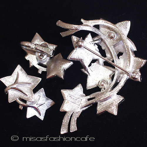 Ｔｒｉｆａｒｉ　 トリファリ アイビーの葉　セット closeup black back