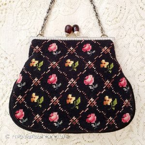 ビンテージバッグ（大） ローズ花プチポアン刺繍