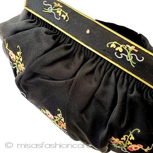 ヴィンテージバッグ　仏製 フラワーブーケ・花刺繍 detail view