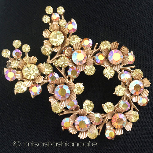 RSのお花　セット front view black background