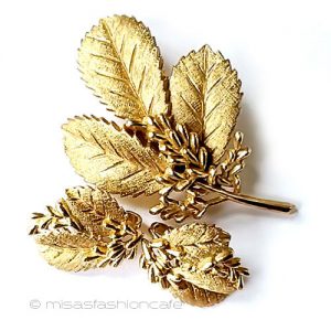 Trifari　 トリファリ 金ヒイラギ　 セット