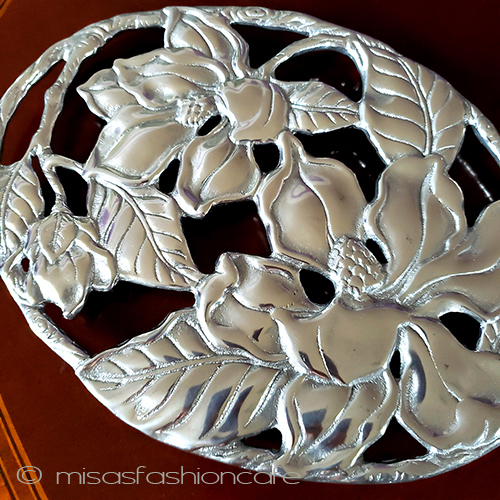 ポットスタンド再販 木蓮の花　鍋敷き detail view