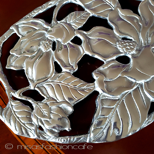 ポットスタンド再販 木蓮の花　鍋敷き detail view