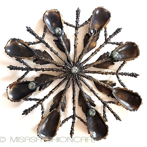 マイケルミショー　鍋敷き 松ぼっくり　松の木 detail view