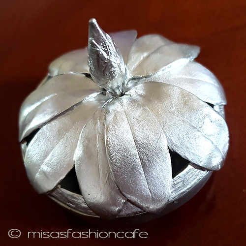 マイケルミショー　つつじ フォーシーズン　容器 detail view