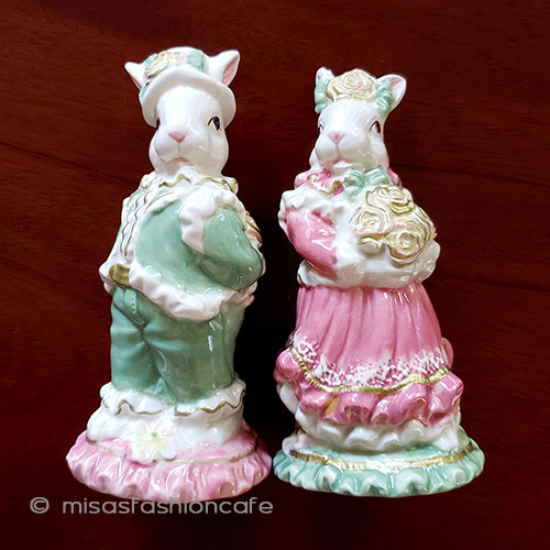 ラビットうさぎ夫婦（花束） 塩コショウ調味料セット detail view